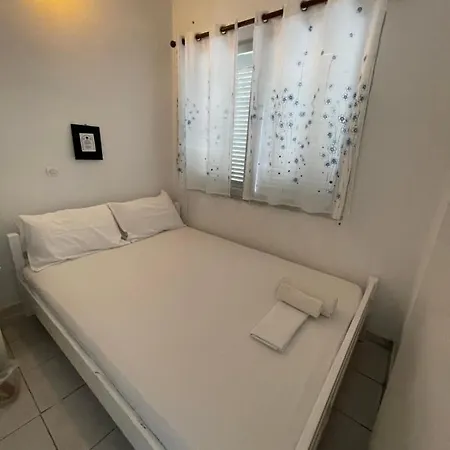 Willa Santorini Grace 3 Foinikiá